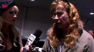 Dave Mustaine interviewed by Gen from Genitorturers at Dean Guitars NAMM09