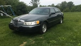 1999 Lincoln Town Car Executive Complete Tour Review and Walkaround