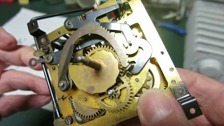 Adjusting the striking of a cuckoo clock movement