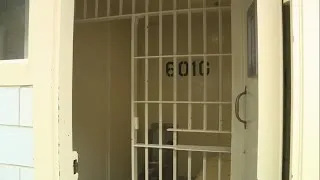 Attempted Inmate Suicide Highlights Jail Structure Issue 6pm 10-05-15