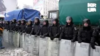 Евромайдан: Закрыты станции метро и силовики вокруг Майдана