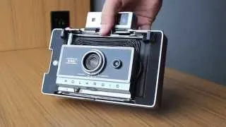 Polaroid LandCamera - How to Load Film