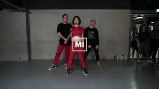 [MIRRORED] Yoncé (Electric bodega trap remix) - Beyoncé / Lia Kim choreography
