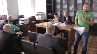 2017-05-25 :: Спроба заборони відеозйомки засідання виконкому Гатненської сільської ради