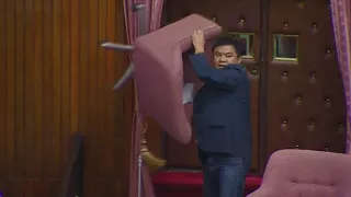 Massive fight breaks out in Taiwanese parliament