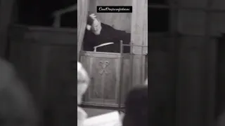 OLHA O QUE PADRE PIO FEZ ANTES DE FALECER !!