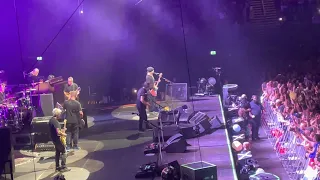 Pearl Jam - ZiggoDome - Amsterdam - 25JUL2022 - Purple Rain (Josh Klinghoffer)
