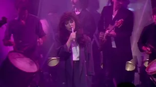 Kate Bush - Running Up That Hill - TOTP - 1985