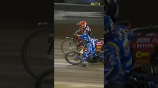 Fricke silences Zmarzlik 🤯Heat 13 #TorunSGP | #FIMSpeedwayGP