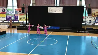 Dreams KNM - trio junior pom-poms 2019