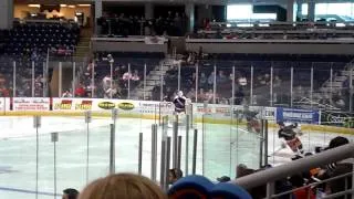 1/12/14- Bridgeport Sound Tigers vs Hartford Wolfpack: Powerplay