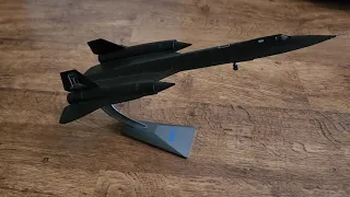 Today's Cool Stuff - SR-71 Special Series (Part 1/3): AF1 1:72 Diecast SR-71 Model Review/Show&Tell