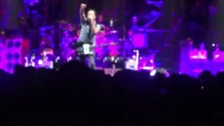Pearl Jam - Leaving Here - Live at Wells Fargo Center, Philadelphia (2), PA-10/22/13