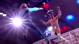 Chris Jericho FALLS From AEW Blood & Guts Cage