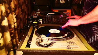 DrGiggles bleep early rave warehouse techno mix 11 Live Vinyl DJ Mix turntables bleeps video 88-91