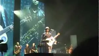 Jason Mraz - I'm Yours / Three Little Birds (Zénith de Paris 12-11-2012)