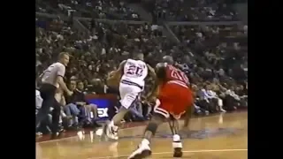 Allan Houston Loses MJ, Serves Up the Lob to Grant Hill (1995)