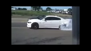 Dodge Charger Hellcat BURNOUT 1