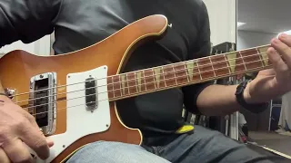 1976 Rickenbacker 4001 Bass - Autumnglo