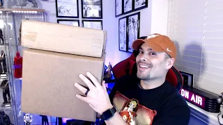 TOY HAUL! BBTS BIG BAD TOY STORE UNBOXING! HOT TOYS!