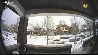 Cold-hearted crooks caught on camera stealing homeowner's car in south St. Louis