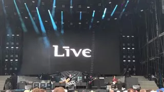 LIVE does a fantastic tribute to Chris Cornell