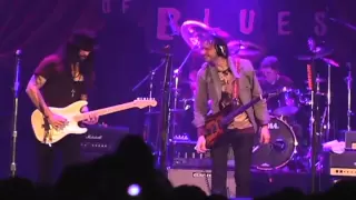 George Lynch Paul Gilbert Richie Kotzen - Snortin Whiskey.mov