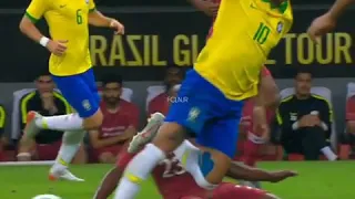 Momento da Lesão de Neymar contra o Qatar