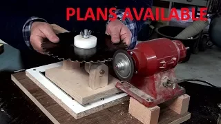 Table saw blades sharpening jig