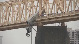 Dashcam video of semi crash off Clark Memorial Bridge released
