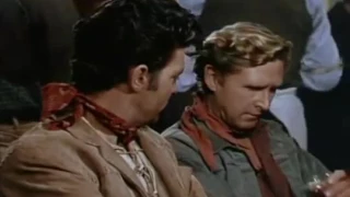 Dale Robertson; Lloyd Bridges