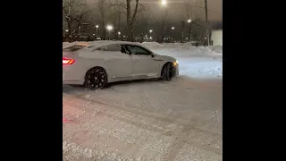 VW ARTEON on SNOW #volkswagen #arteon #snowdrift #4motion #chicago #helicopter #snowchallenge