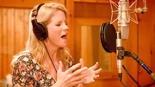 Kelli O'Hara Sings 'So in Love' from KISS ME, KATE