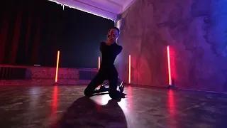 Ojos Negros - ZutZut | Frame-up strip choreography by Nurgul Utebalina