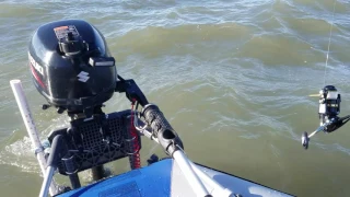 Intex Mariner 3 in rough water w/Suzuki 2.5hp