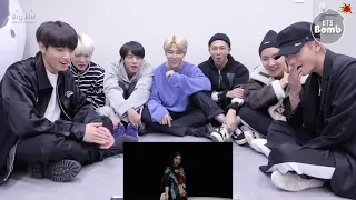 BTS reaction ITZY 'In The Morning' Official MV - Chipmunk vers