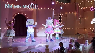 Остров мечты: четыре аттракциона и шоу Hello Kitty