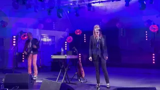 Suzanne Vega - @ Kelvingrove Bandstand, Glasgow (2022)