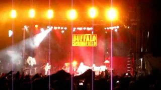 Buffalo Springfield Bonnaroo 2011 Rocking in the Free World!!