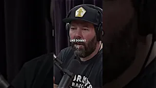 Joe rogan being scared by the strongest dog on earth #joerogan #dogs