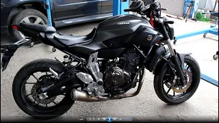 Yamaha MT 07  2014 года  Замена масла в двигателе масляного и воздушного фильтра