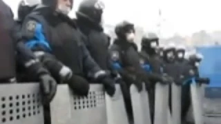 19-02-2014 / Напад  Беркуту на Майдан/  Лекція перед Беркутом