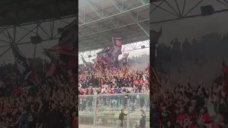 Ultras Nocerina, tifosi rossoneri durante i playout di Serie D #ultras #nocerina #calcio #fans #fan