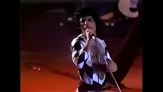 Queen - We Will Rock You (Slow) (Live in Houston 1977) (Remastered)