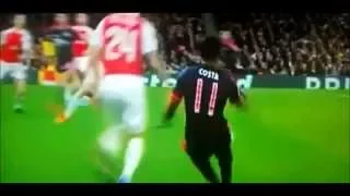 Túnel de Alexis Sánchez a Arturo Vidal y Espaldinha de Vidal en partido Arsenal vs Bayern Munich