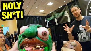 GOING BROKE AT A HORROR CONVENTION!