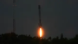 SpaceX Falcon 9 Booster Landing - SAOCOM-1B - Jetty Park - Nikon P1000