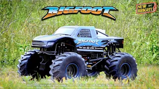 New Bright - R/C 1:10 Scale Bigfoot Monster Trucks with Shaking Engine