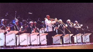 The Ted Heath Farewell Concert (2000) Tequila/When You're Smiling (Duncan Campbell)