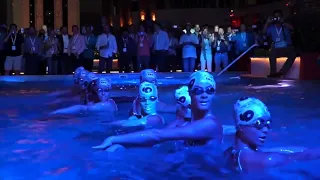 Splash Mob Syncho Swimmers
